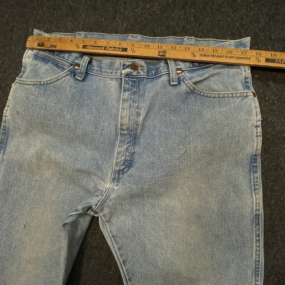 Wrangler Cowboy Western Light Washed Blue Jeans Men's 36x34 Denim Distressed - Picture 9 of 9